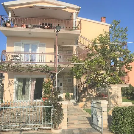 Lirio Апартаменты